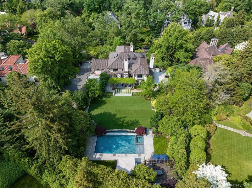 47 Masterton RD, Bronxville, NY 10708