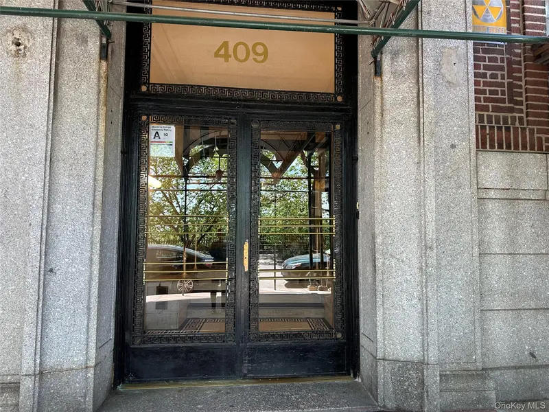 409 Edgecombe AVE #7F, New York (manhattan), NY 10032