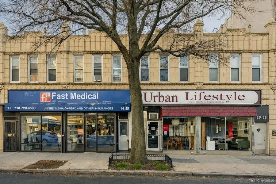 32-33/35/37/39 Steinway ST, Astoria, NY 11103