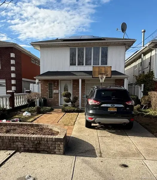 158-40 96th ST, Howard Beach, NY 11414