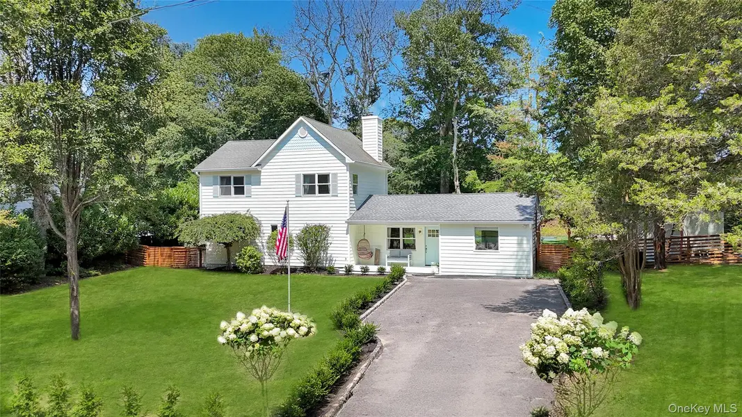 9 Pine Tree Road, Southampton, NY 11968
