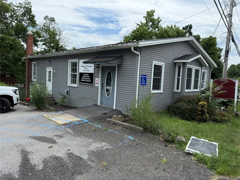 2330 State Route 32 #2, New Windsor, NY 12553