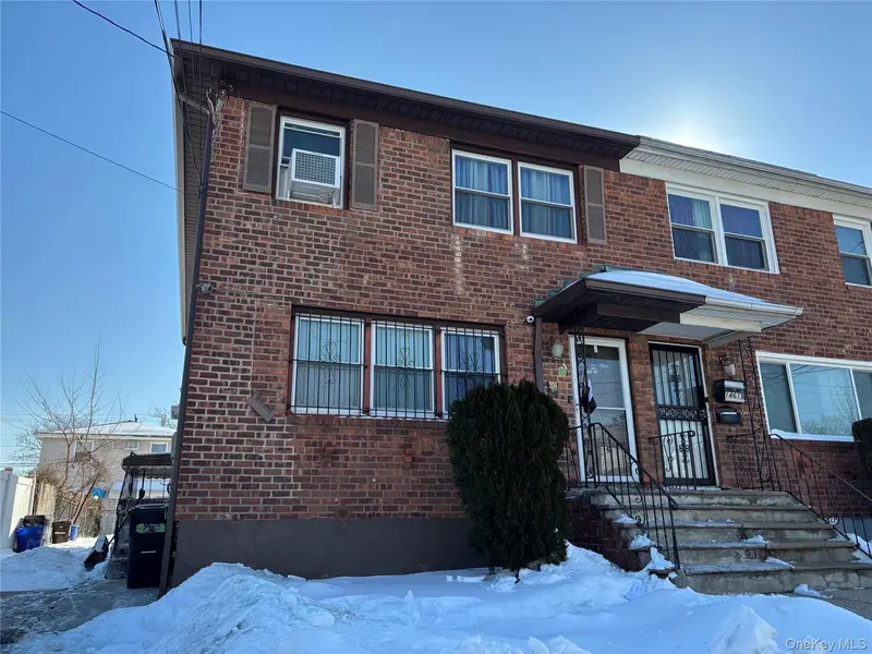 146-15 221st ST, Springfield Gardens, NY 11413