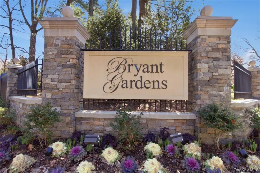 15 Bryant CRES #2B, White Plains, NY 10605