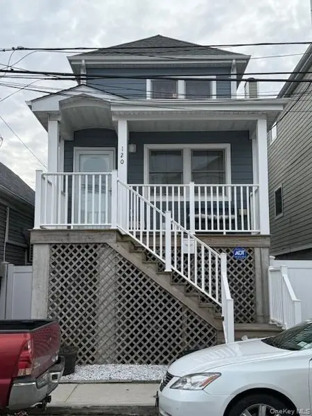 120 E 6th RD, Broad Channel, NY 11693