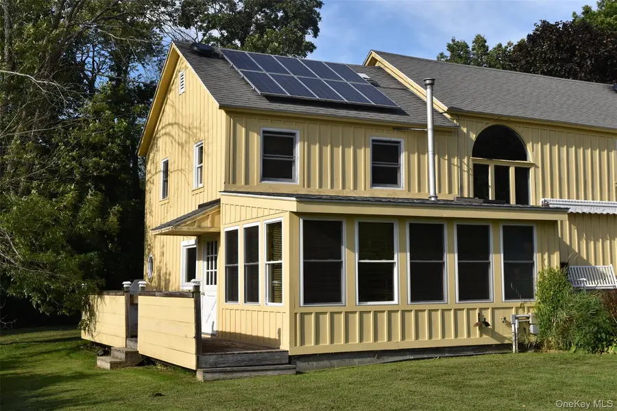 188 South RD, Tivoli, NY 12583