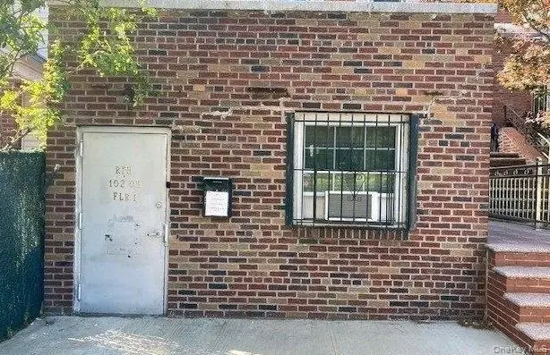 102-05 63rd RD, Forest Hills, NY 11375