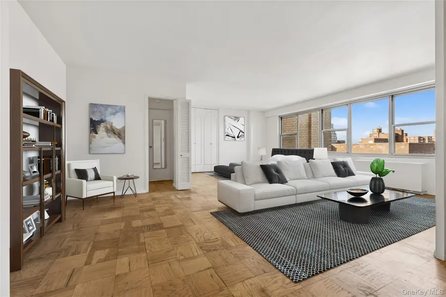 110-11 Queens BLVD #8D, Forest Hills, NY 11375