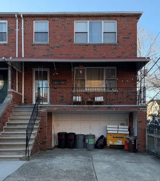 2874 Roberts AVE, Bronx, NY 10461