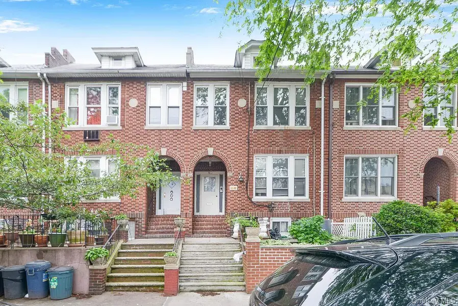 2169 45th ST #3, Astoria, NY 11105