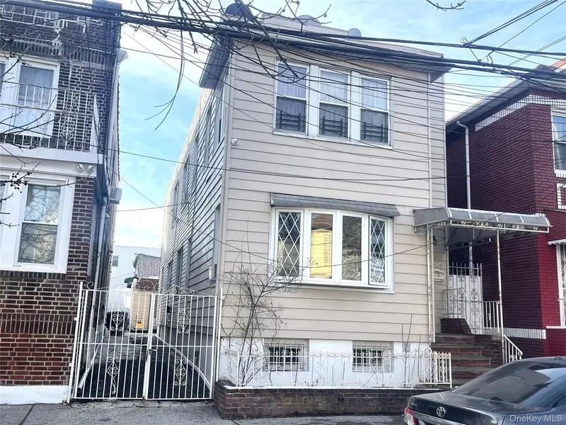 94-20 32nd AVE, East Elmhurst, NY 11369