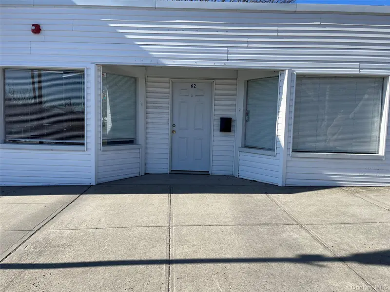 62 Broadway, Rocky Point, NY 11778