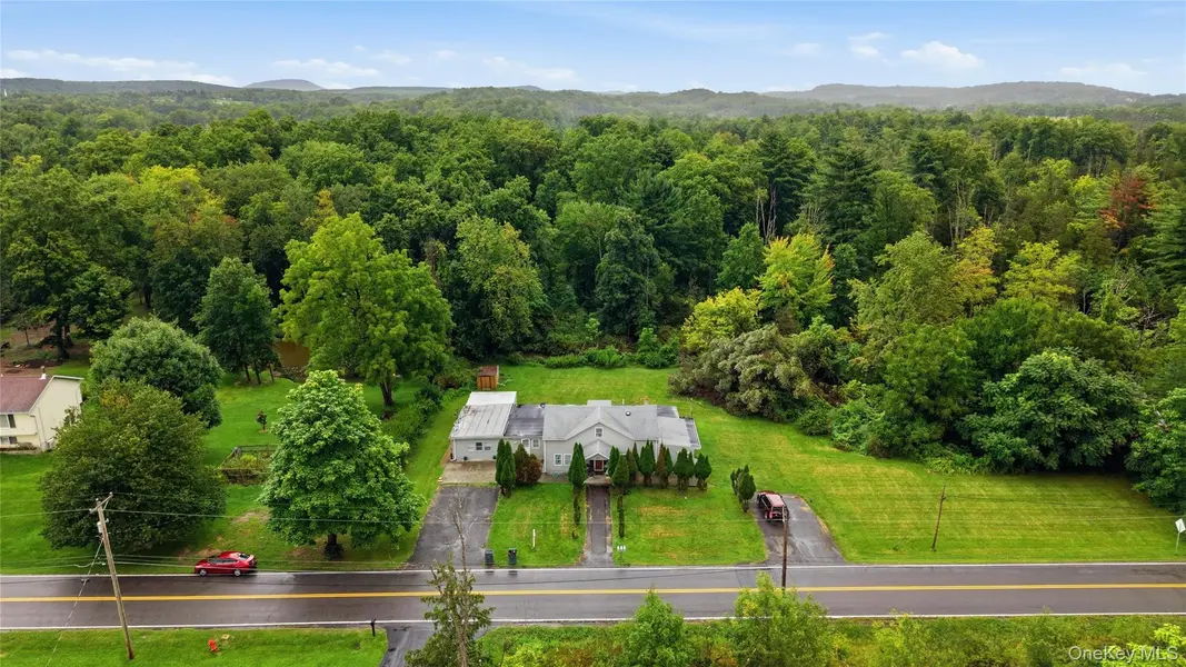 266 Malden TPKE, Saugerties, NY 12477