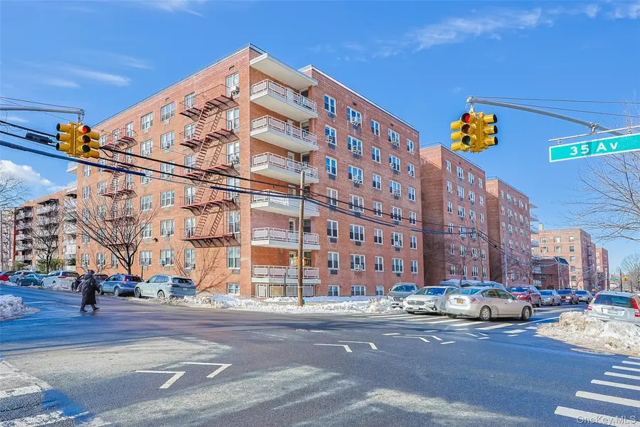 3420 Parsons BLVD #3G, Flushing, NY 11354