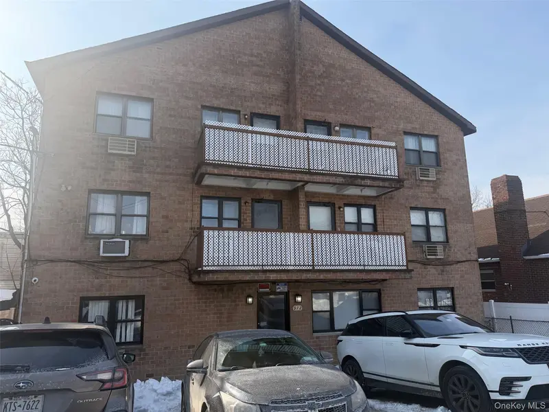 972 E 88th ST #1, Brooklyn, NY 11236