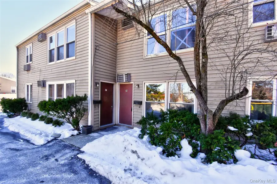 19 Gerald DR #B2, Poughkeepsie, NY 12601