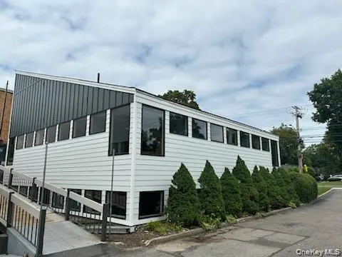 152 E Main ST #CW and CE, Huntington, NY 11743