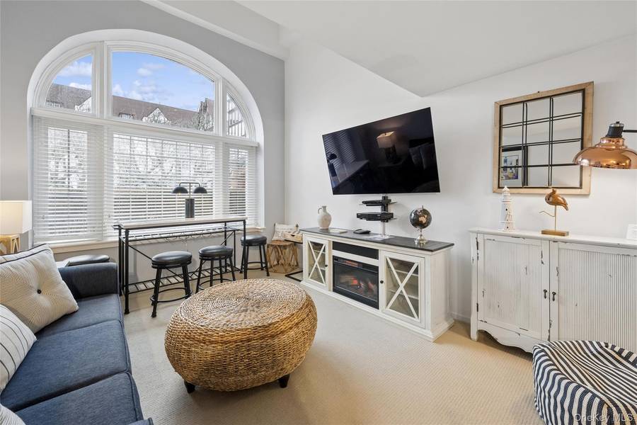 236 Edgemere ST #127, Montauk, NY 11954