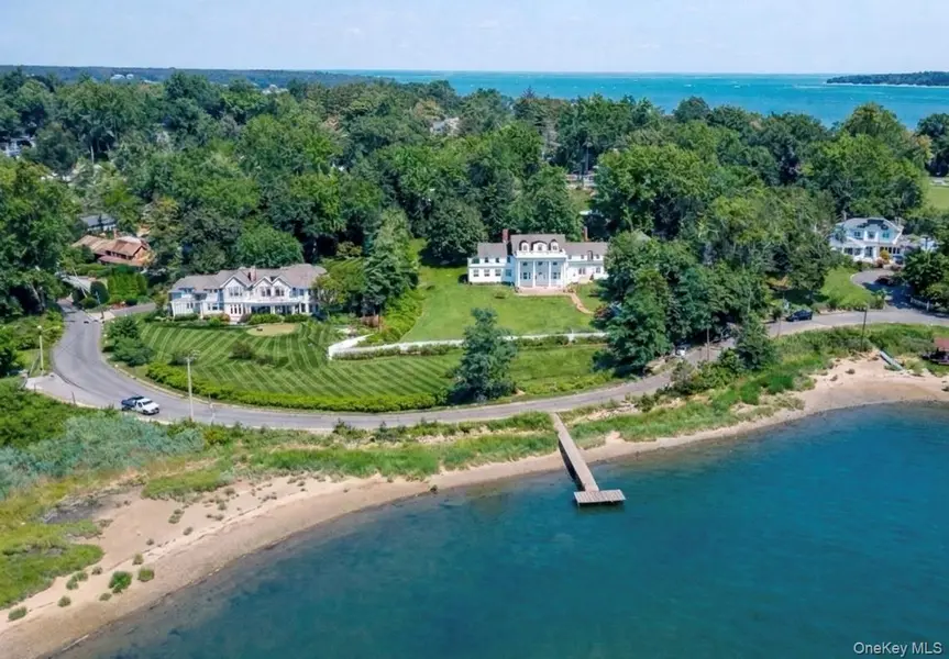 158 E Shore RD, Huntington Bay, NY 11743