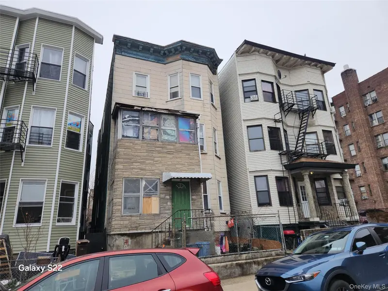 54 Groshon AVE, Yonkers, NY 10701
