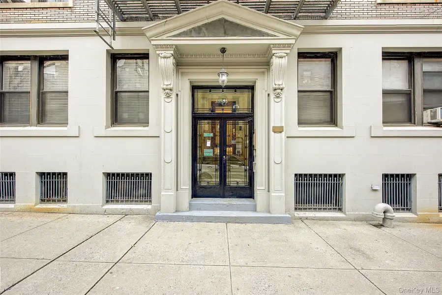 35-35 82nd ST #23, Jackson Heights, NY 11372