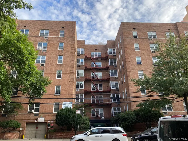 14340 41st AVE #6F, Flushing, NY 11355