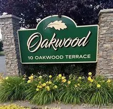 10 Oakwood TER #87, New Windsor, NY 12553