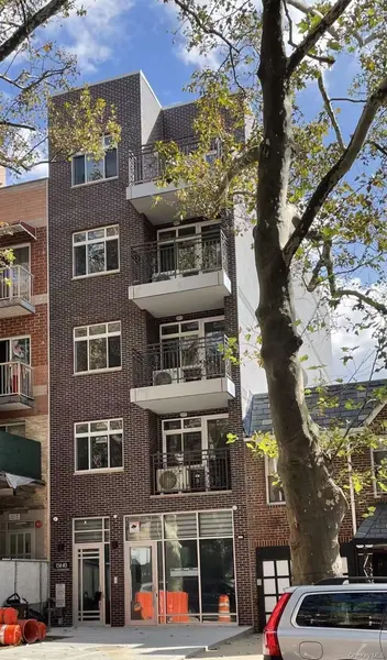 134-40 Blossom AVE, Flushing, NY 11355