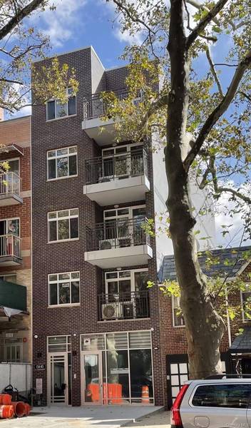 134-40 Blossom AVE, Flushing, NY 11355