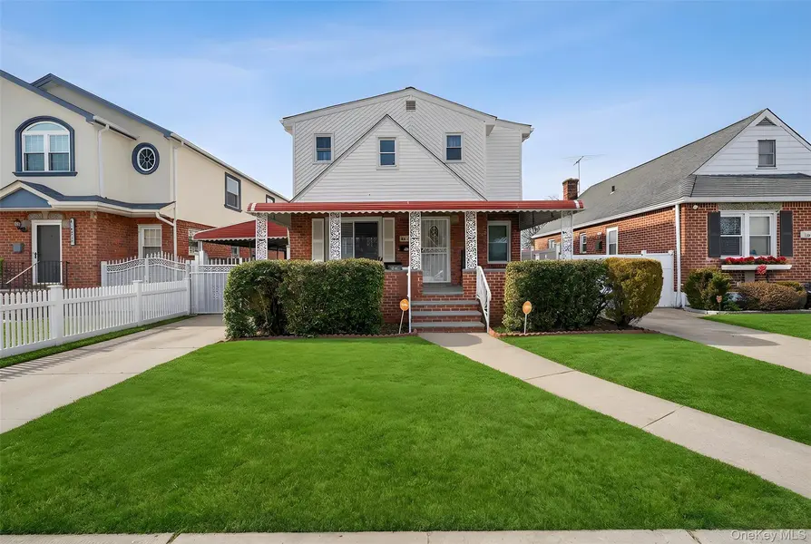 120-30 226th ST, Cambria Heights, NY 11411