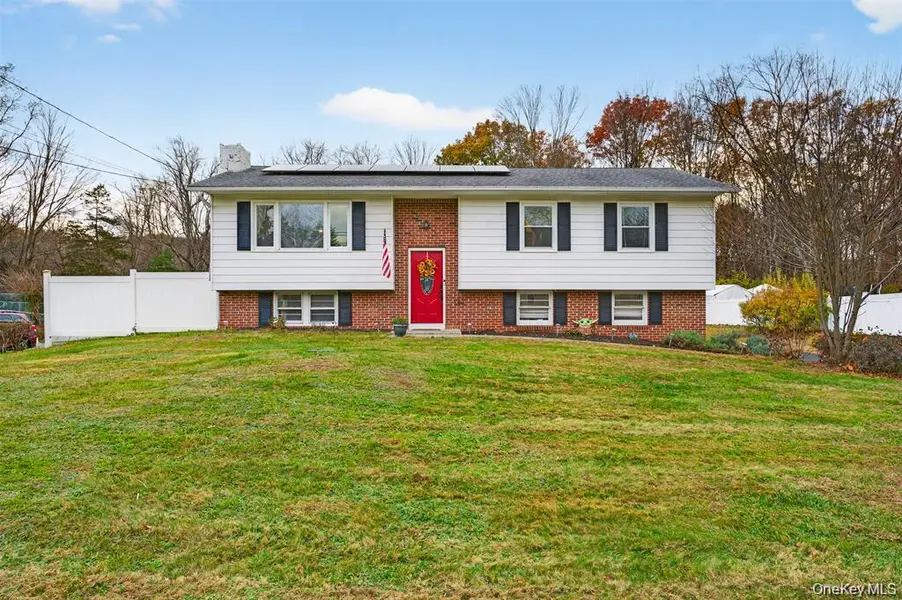 91 Velie RD, Lagrangeville, NY 12540