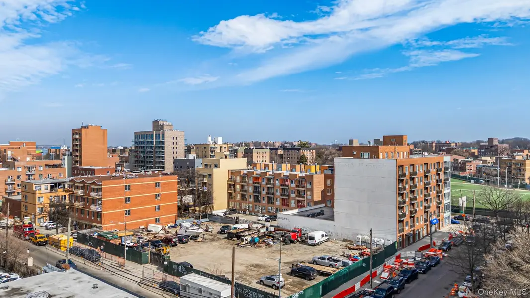 32-19 Linden PL, Flushing, NY 11354