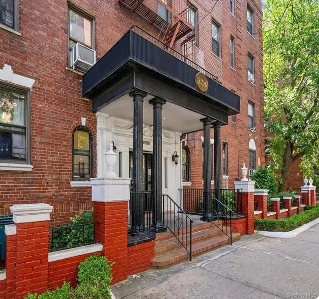 3220 Avenue H #3A, Brooklyn, NY 11210