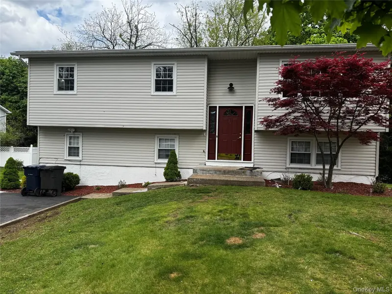 23 Frederick ST, Garnerville, NY 10923