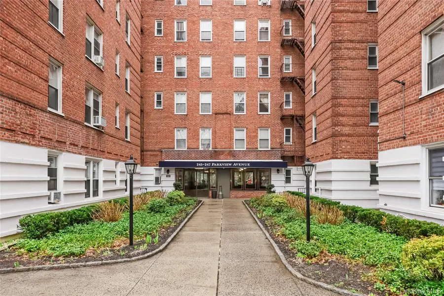 247 Parkview RD #5J, Bronxville, NY 10708