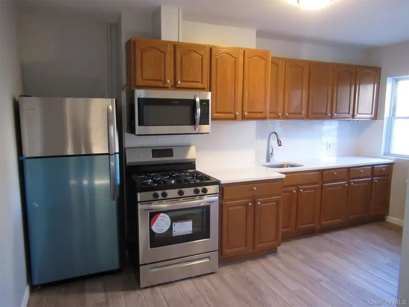 6091 54th ST #1, Maspeth, NY 11378
