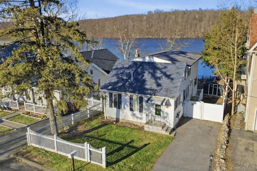 203 Lake Shore DR, Mahopac, NY 10541