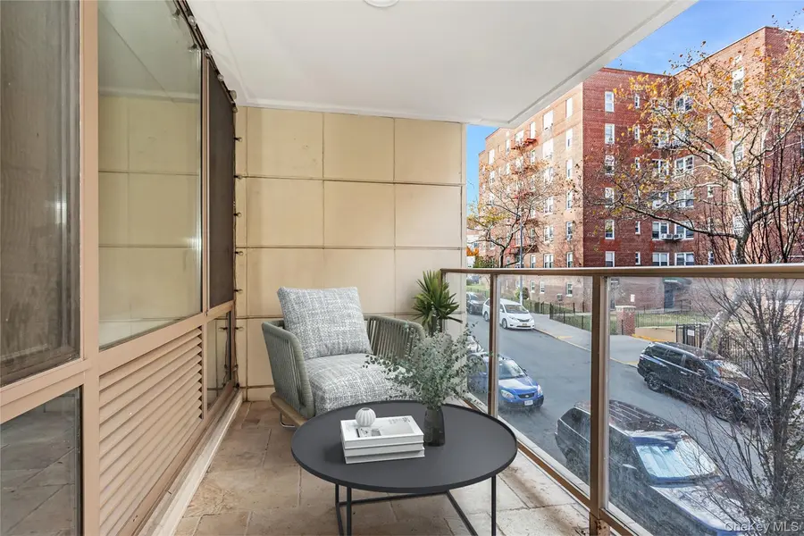 6405 Yellowstone BLVD #207, Forest Hills, NY 11375