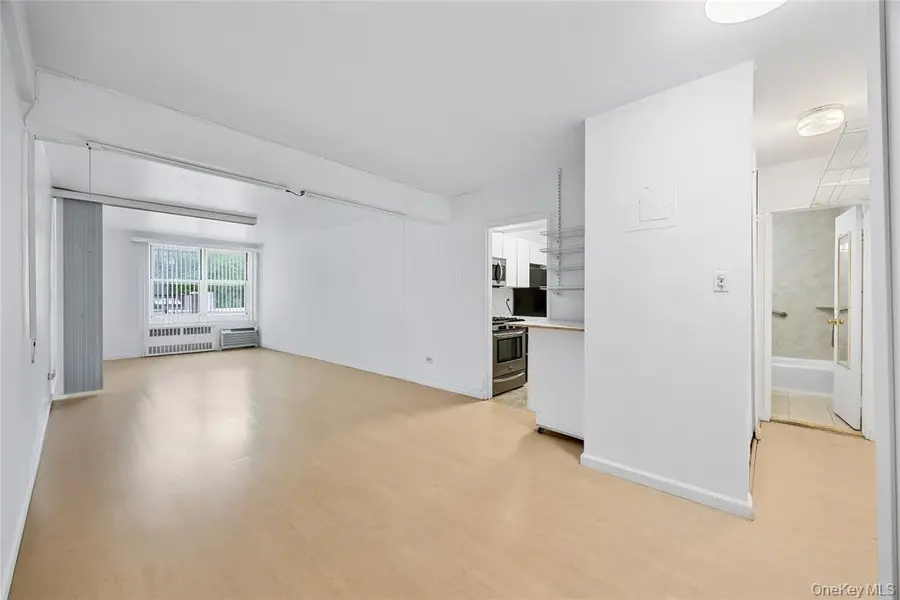 142-05 Roosevelt AVE #331, Flushing, NY 11354