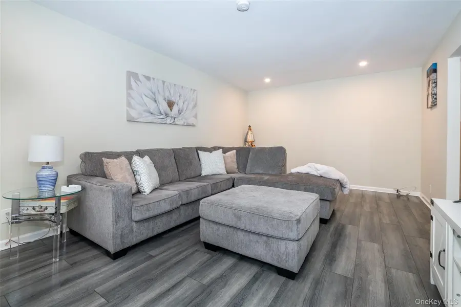 450 Pelham RD #3H, New Rochelle, NY 10805