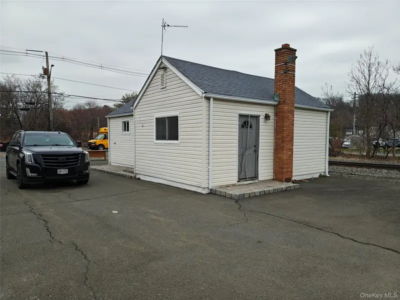 225 E Erie ST, Blauvelt, NY 10913