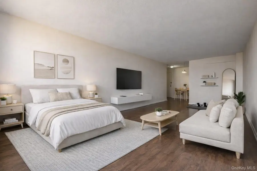 118-17 Union TPKE #9J, Forest Hills, NY 11375