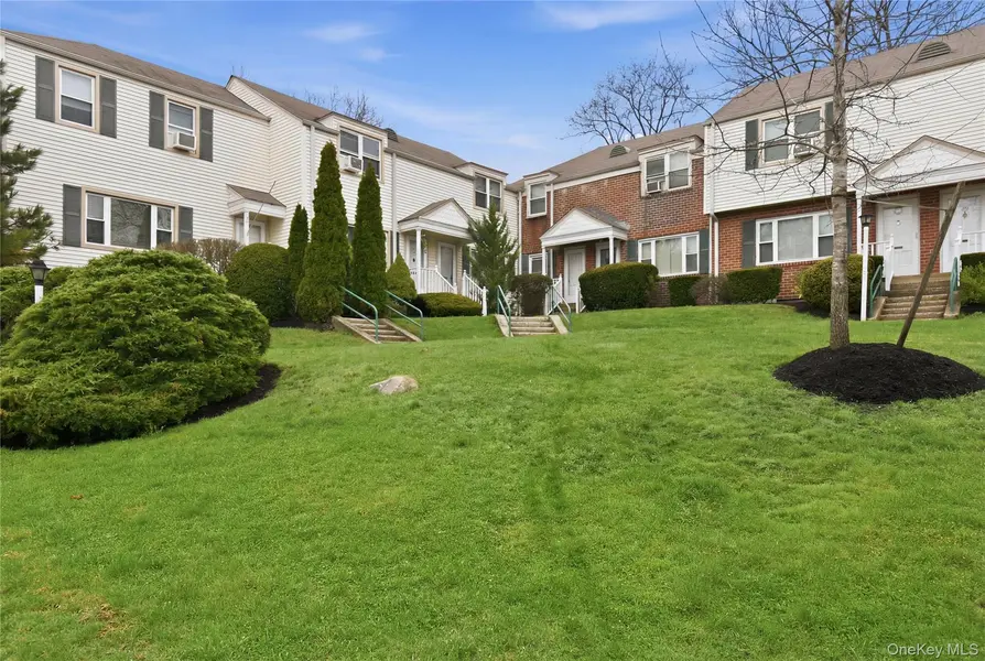 737 Tuckahoe RD #23, Yonkers, NY 10710