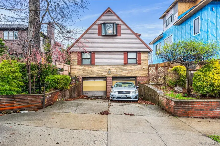 8543 211th ST, Hollis Hills, NY 11427
