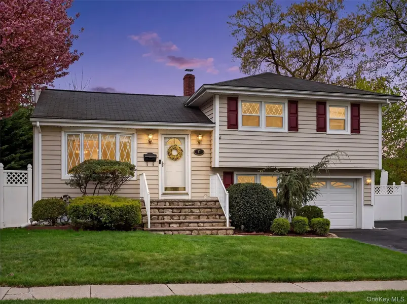 37 Maplewood BLVD, Suffern, NY 10901