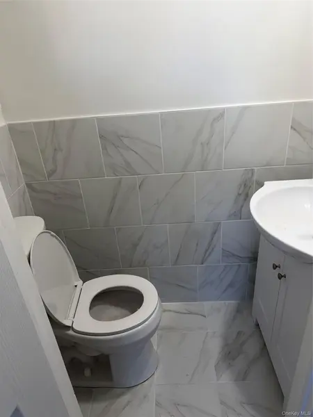 14578 226th ST, Springfield Gardens, NY 11413