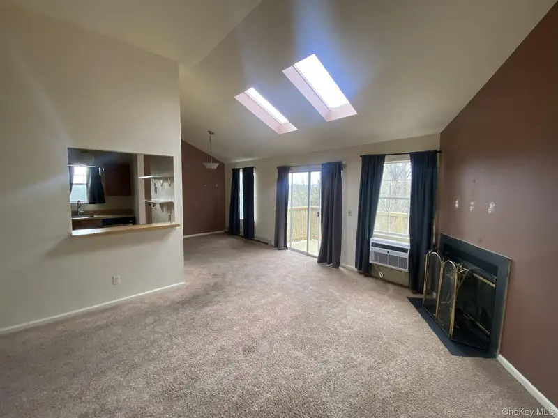 2 Lexington HL #12, Harriman, NY 10926