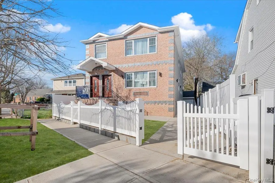 120-27 172nd ST, Jamaica, NY 11434