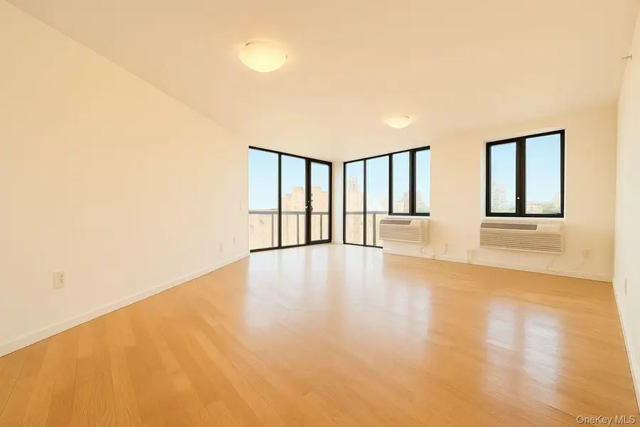 6070 Woodhaven BLVD #4E, Elmhurst, NY 11373