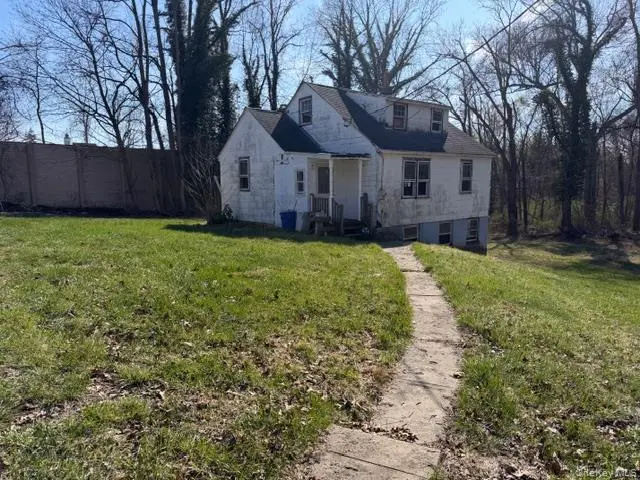 1075 Spillway RD, Shrub Oak, NY 10588